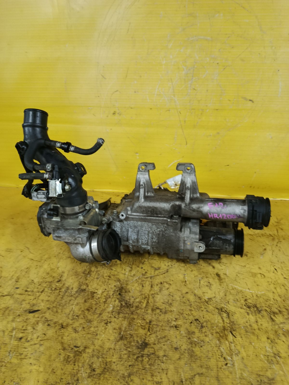 Турбина на Nissan Note E12 HR12DDR Фото 3