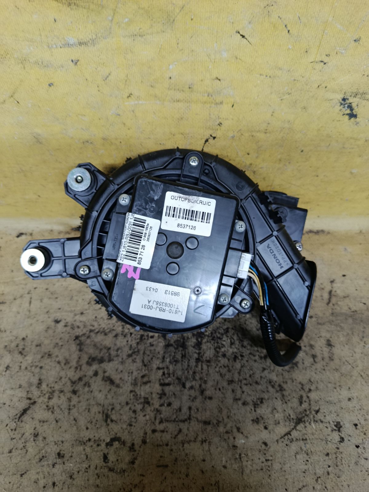 Мотор охлаждения батареи 1J810-RBJ-0031 на Honda Insight ZE2 Фото 1