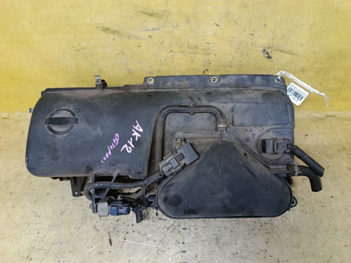 Дроссельная заслонка на Nissan March AK12 CR12DE Фото 1