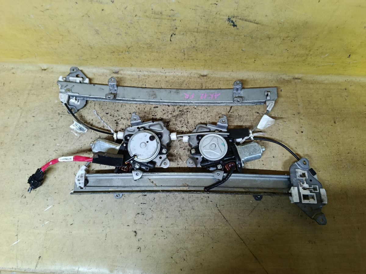 Стеклоподъемный механизм 80730-AX004, 80731-8990B на Nissan March AK12 Фото 1