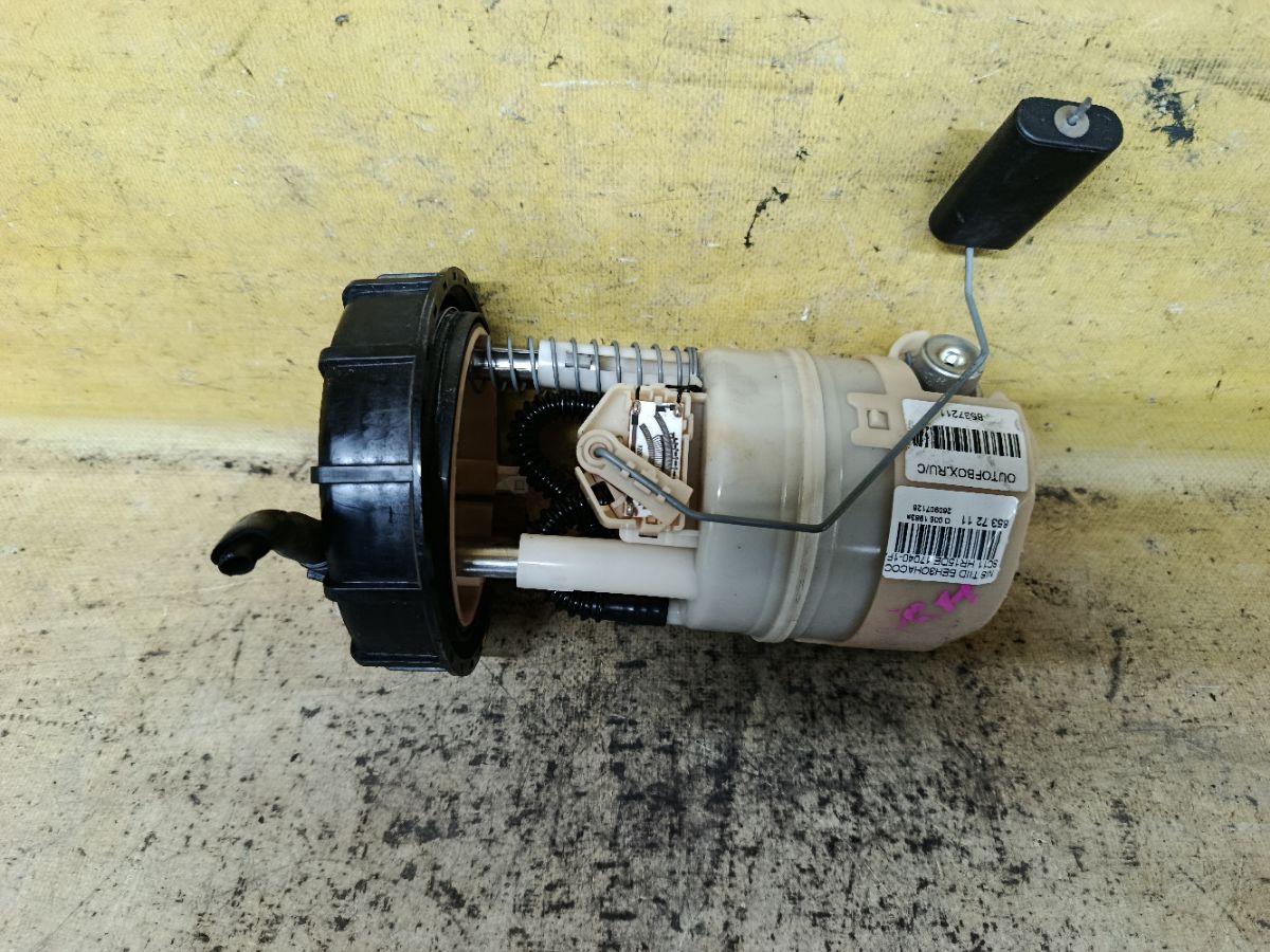 Бензонасос 17040-1FA1A на Nissan Tiida Latio SC11 HR15DE Фото 2