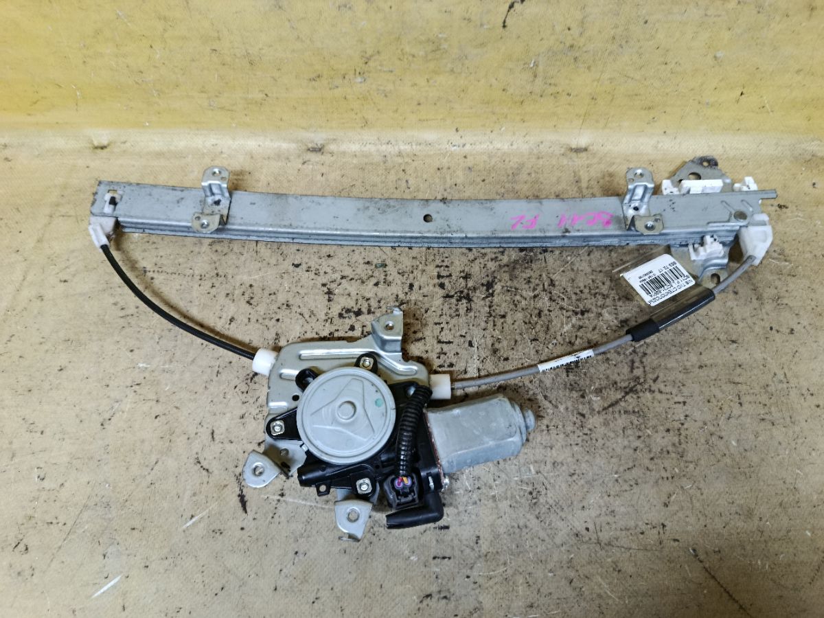Стеклоподъемный механизм 80731-8991A на Nissan Tiida Latio SC11 Фото 1