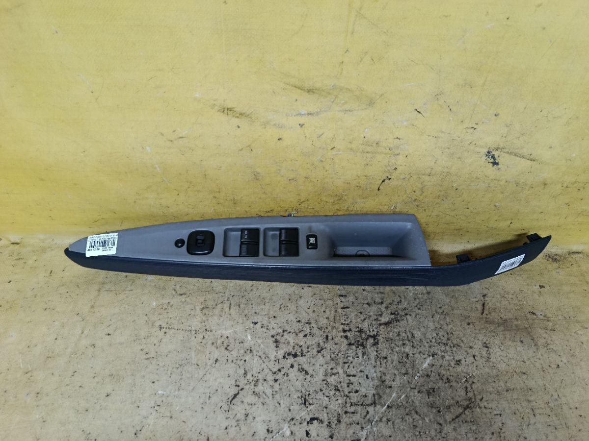 Блок упр-я стеклоподъемниками D39766350C на Mazda Demio DY3W Фото 1