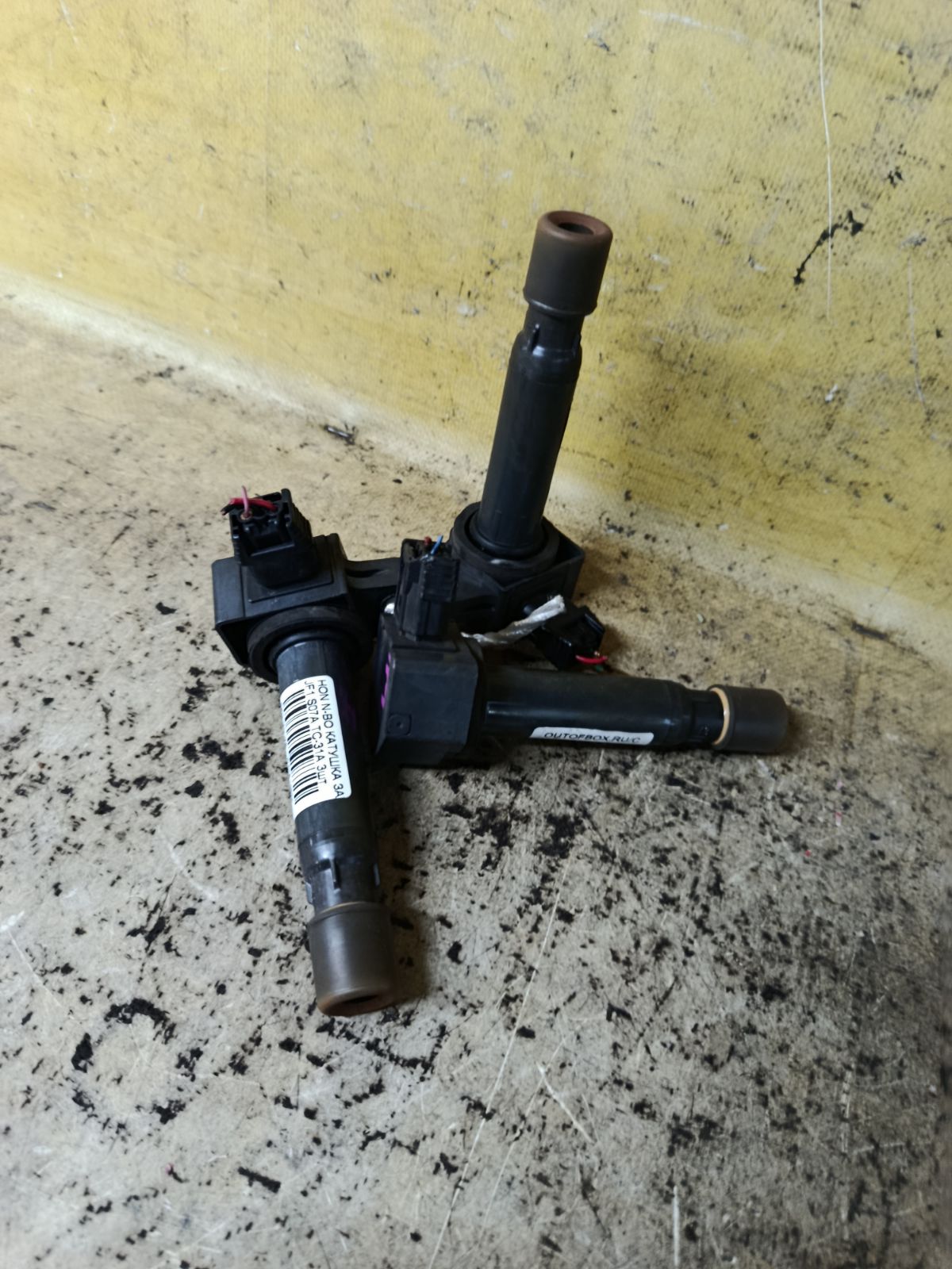 Катушка зажигания TC-31A на Honda N-Box JF1 S07A Фото 1