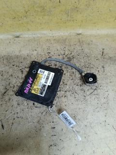 Блок розжига ксенона на Toyota Porte NNP11 85967-52030