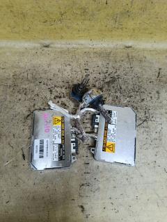 Блок розжига ксенона на Toyota Isis ANM10G 85967-41010