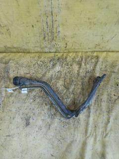 Заливная горловина топливного бака на Toyota Porte NNP11 1NZ-FE 77201-52050