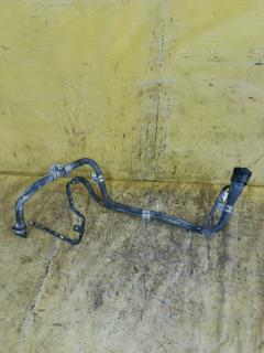 Заливная горловина топливного бака 77201-44191 на Toyota Isis ANM10G 1AZ-FSE Фото 2