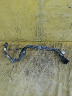 Заливная горловина топливного бака на Toyota Isis ANM10G 1AZ-FSE 77201-44191