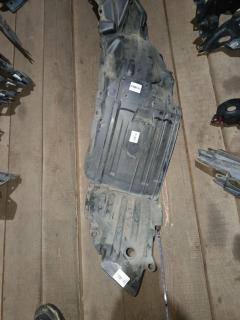 Подкрылок 53875-44080 на Toyota Ipsum ACM21W 2AZ-FE Фото 2