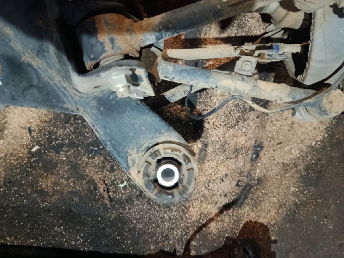 Балка подвески на Toyota Crown GRS182 3GR-FSE Фото 5