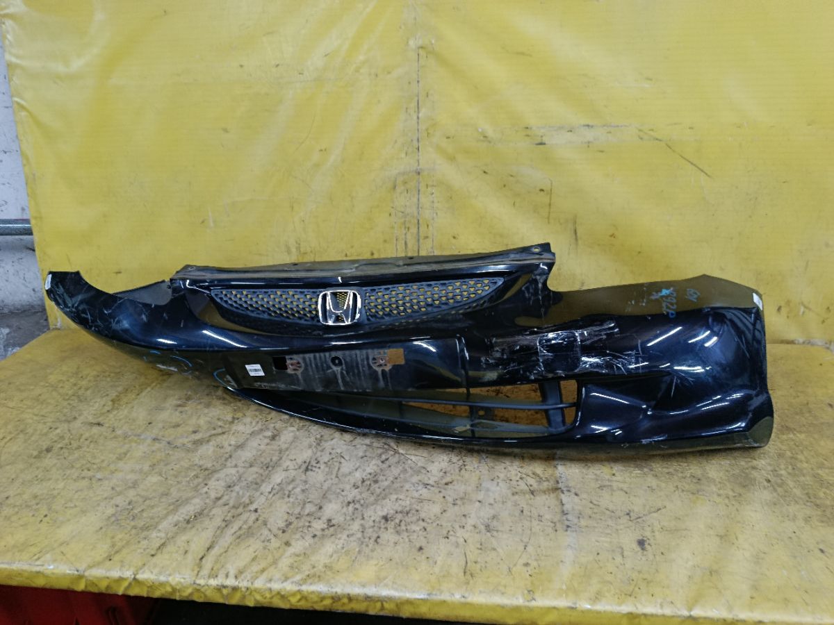 Бампер на Honda Fit GD1 Фото 4