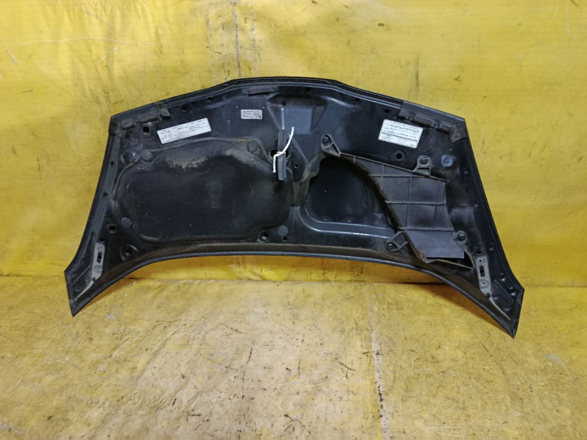Капот на Honda Fit Hybrid GP1 Фото 2