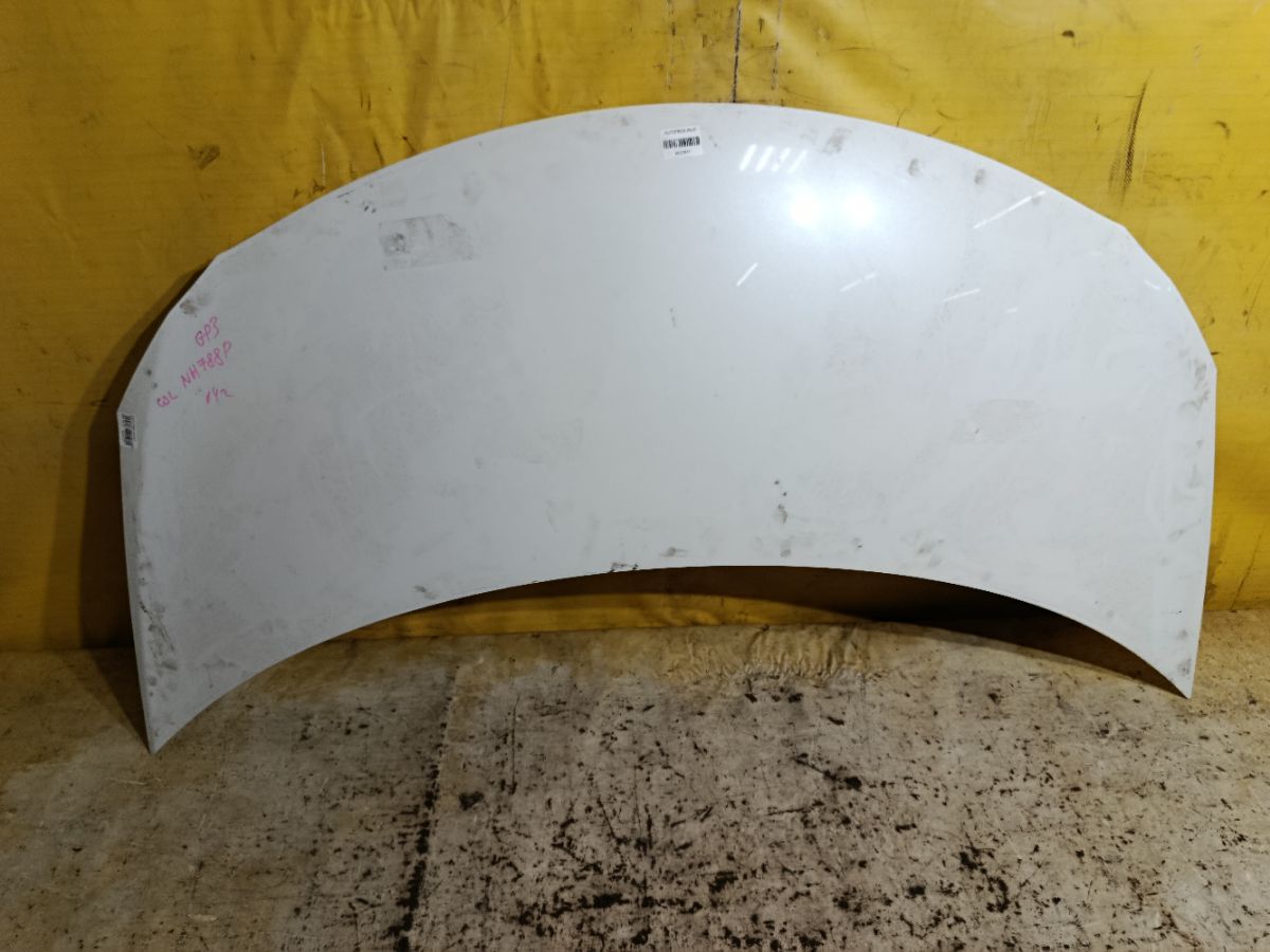 Капот на Honda Freed GP3 Фото 1