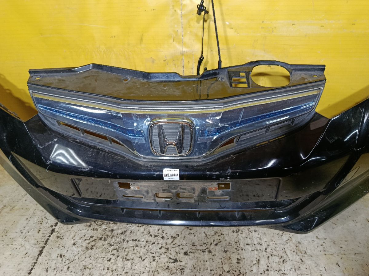 Бампер на Honda Fit Hybrid GP1 Фото 4