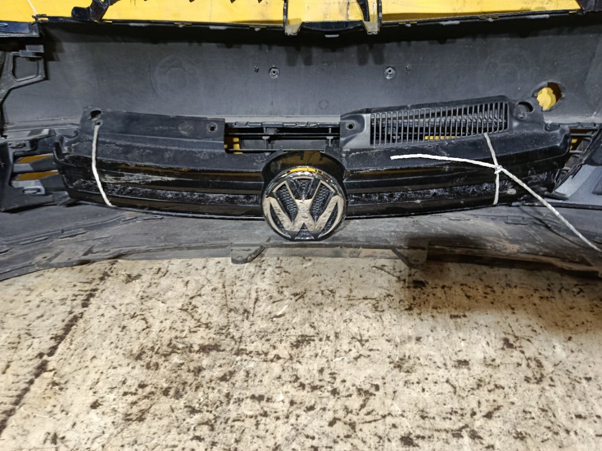 Бампер 1K9807221 на Volkswagen Golf V 1K Фото 8