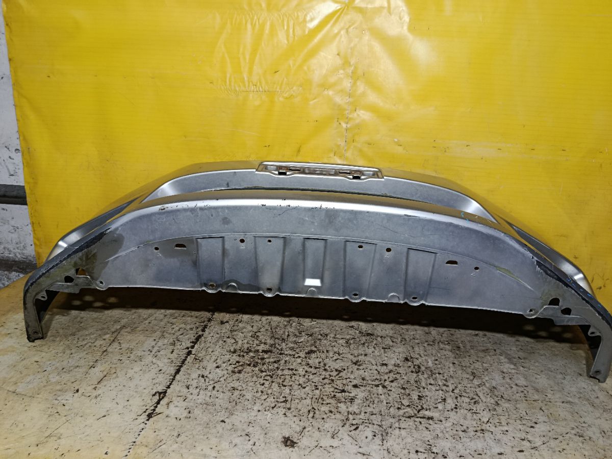 Бампер на Honda Stream RN6 Фото 11