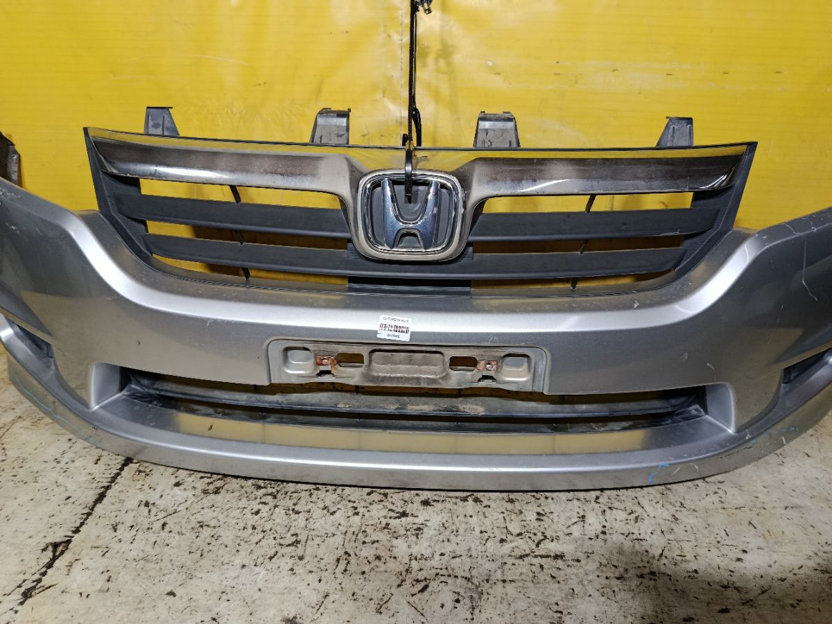 Бампер на Honda Stream RN6 Фото 4