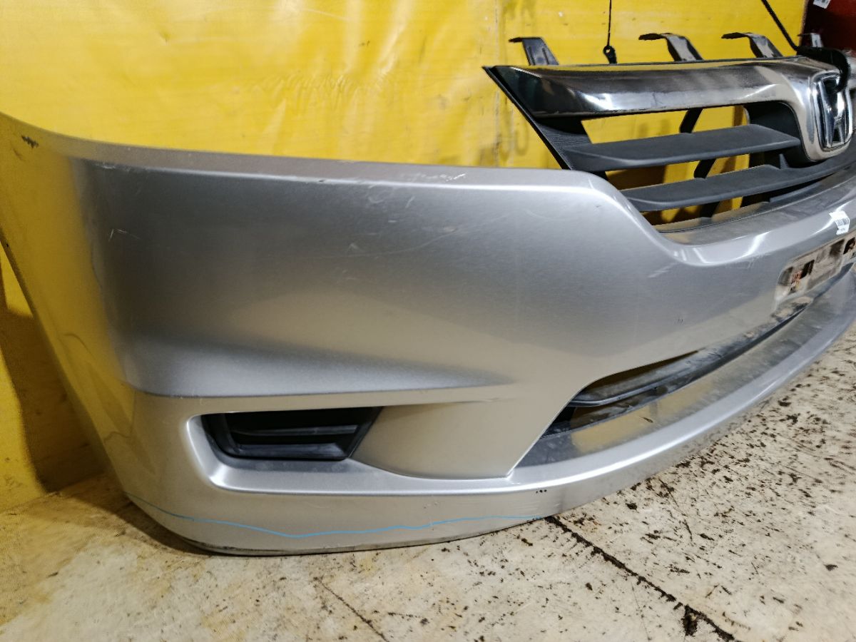 Бампер на Honda Stream RN6 Фото 6