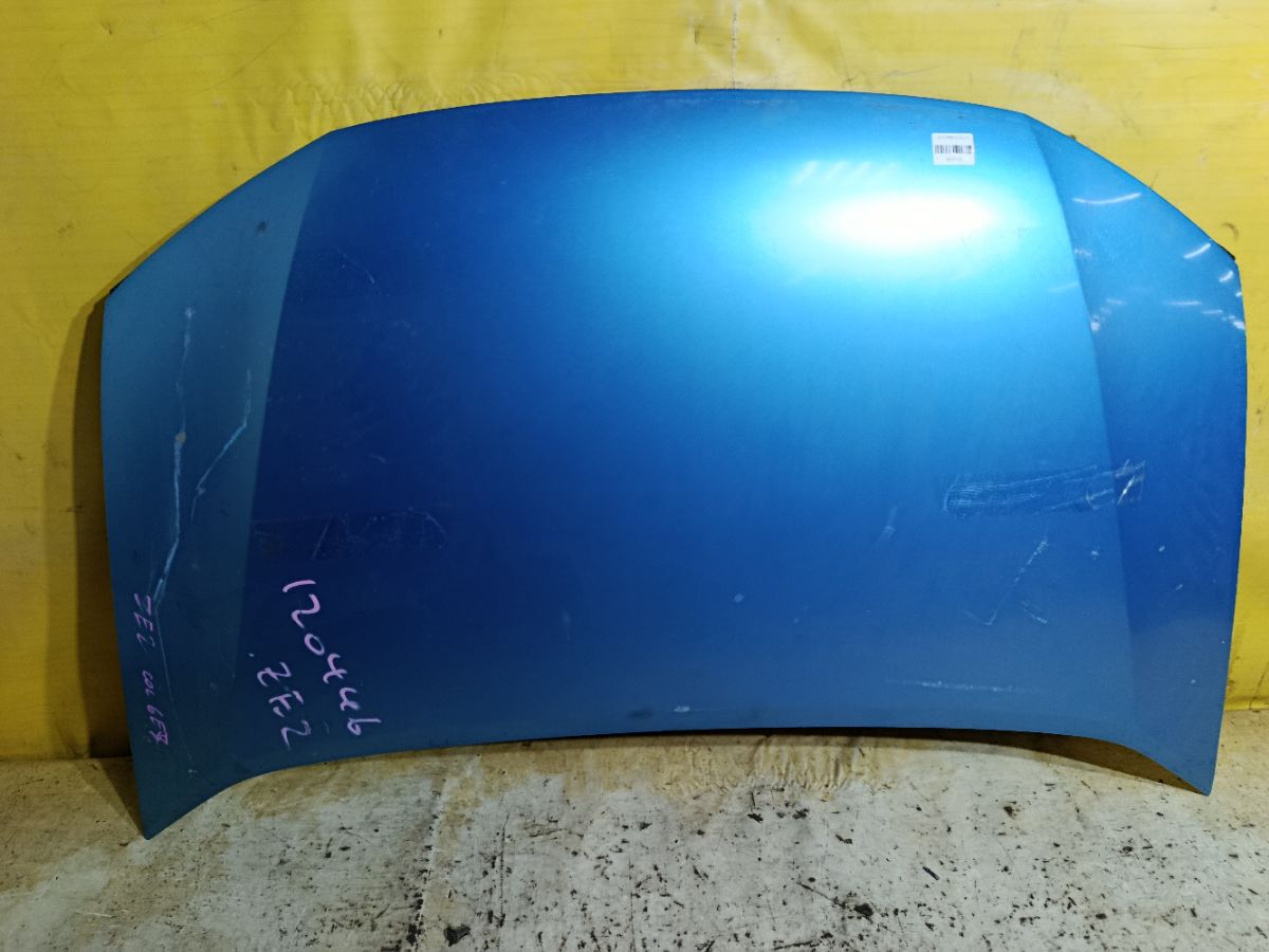 Капот на Honda Insight ZE2 Фото 1