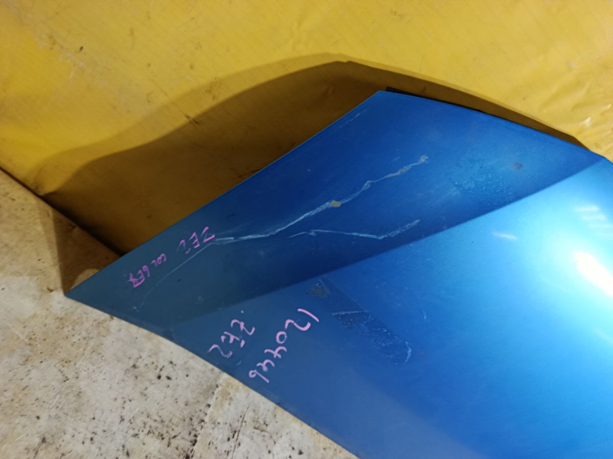 Капот на Honda Insight ZE2 Фото 2