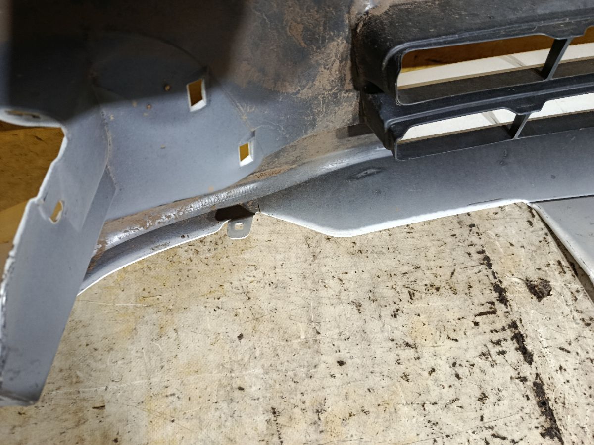 Бампер 52119-44361 на Toyota Ipsum ACM21W Фото 14