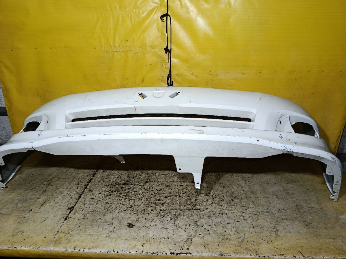 Бампер 52119-44361 на Toyota Ipsum ACM21W Фото 7