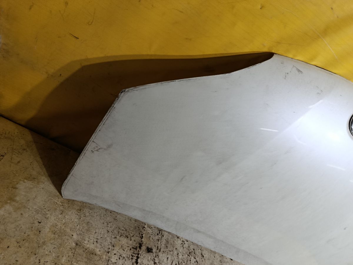 Капот на Toyota Wish ZGE20G Фото 2