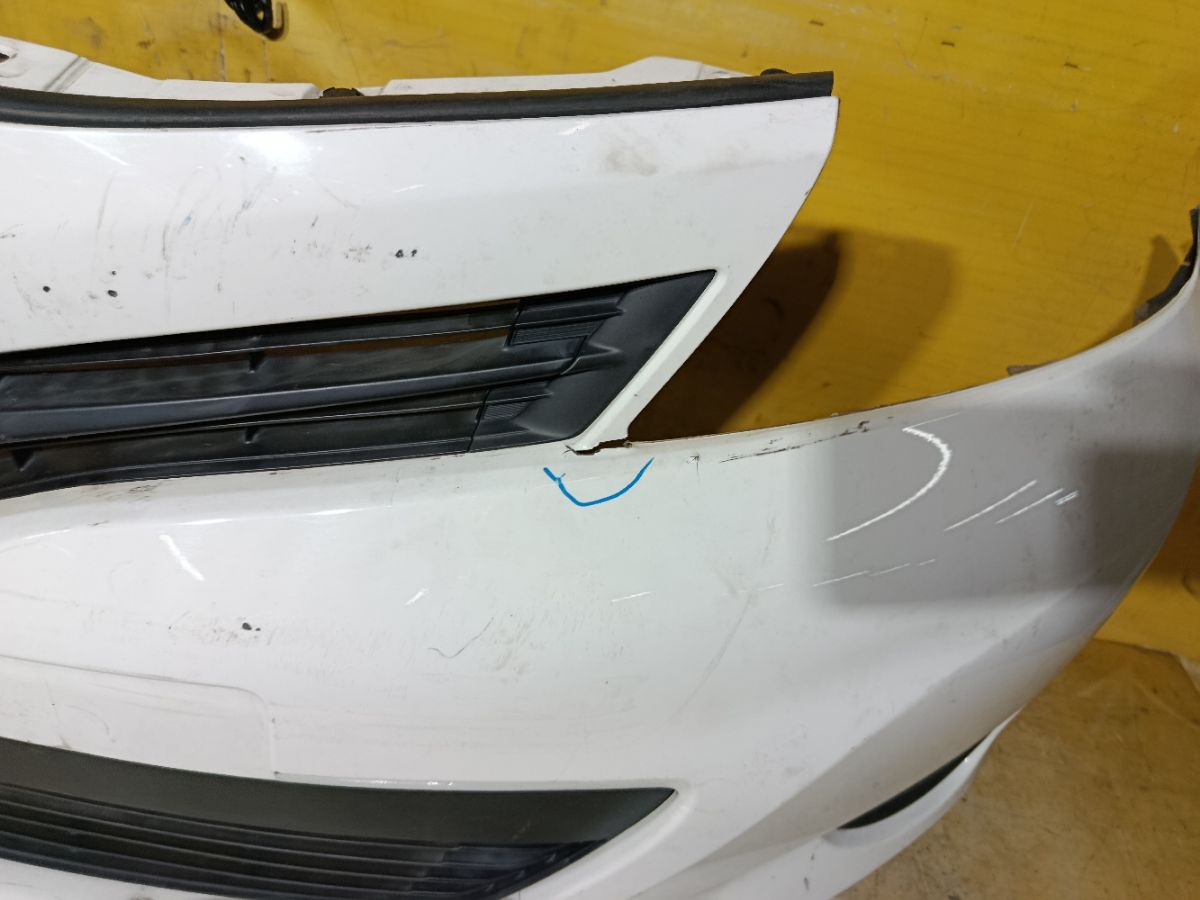 Бампер 52119-52710/30 на Toyota Vitz NSP130 Фото 7