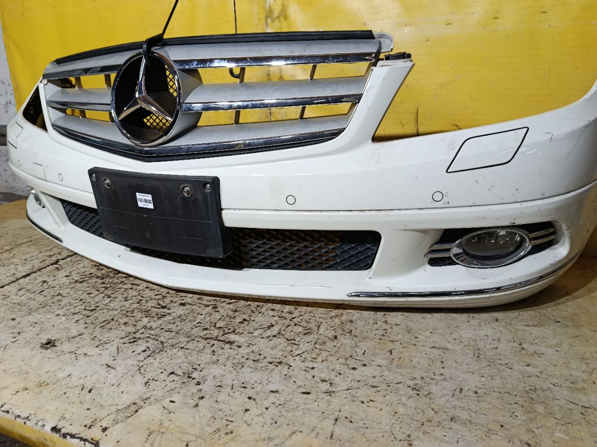 Бампер A2048850025 на Mercedes-Benz C-Class Station Wagon S204.252 Фото 4