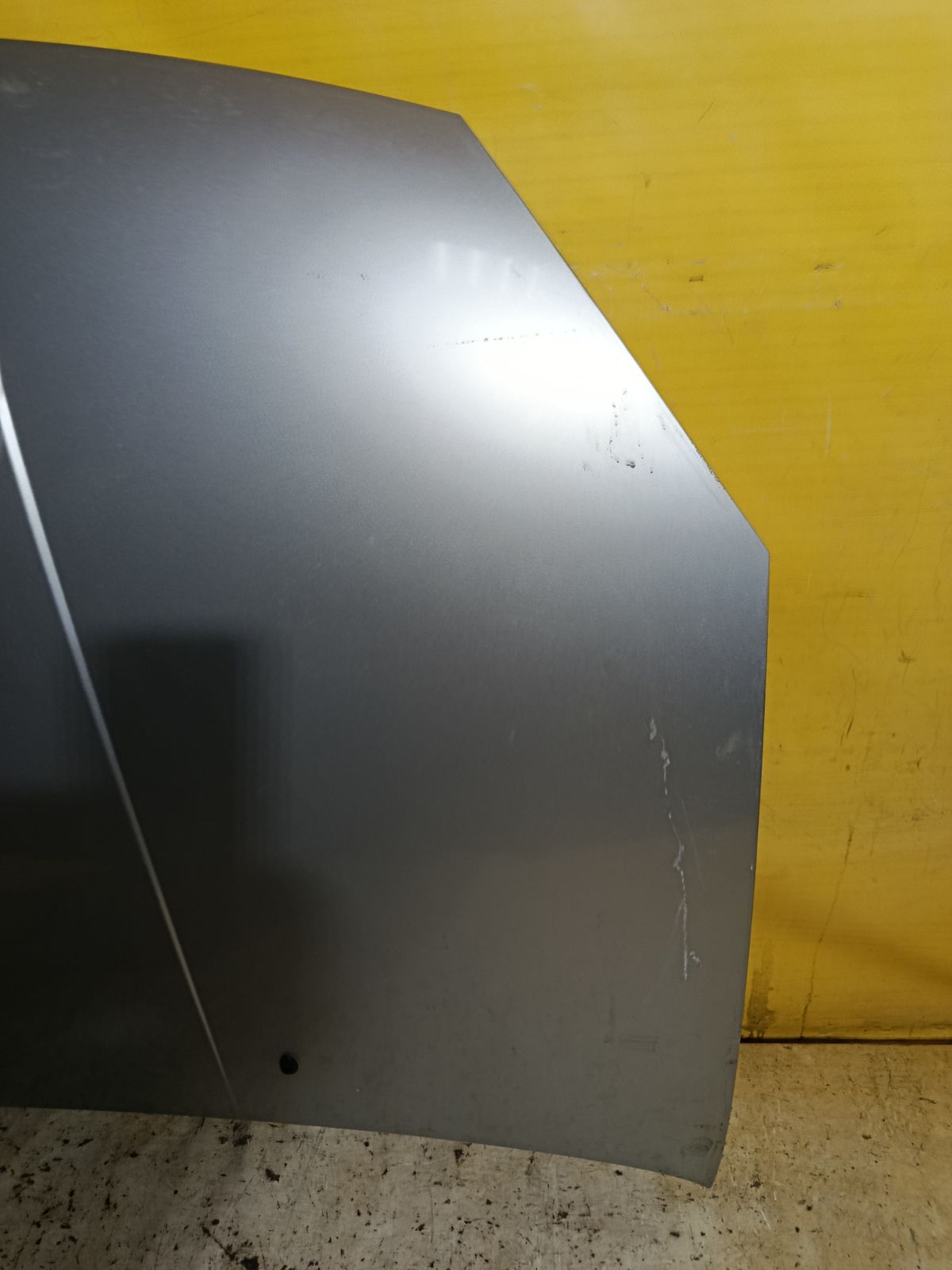 Капот на Nissan Wingroad WFY11 Фото 6