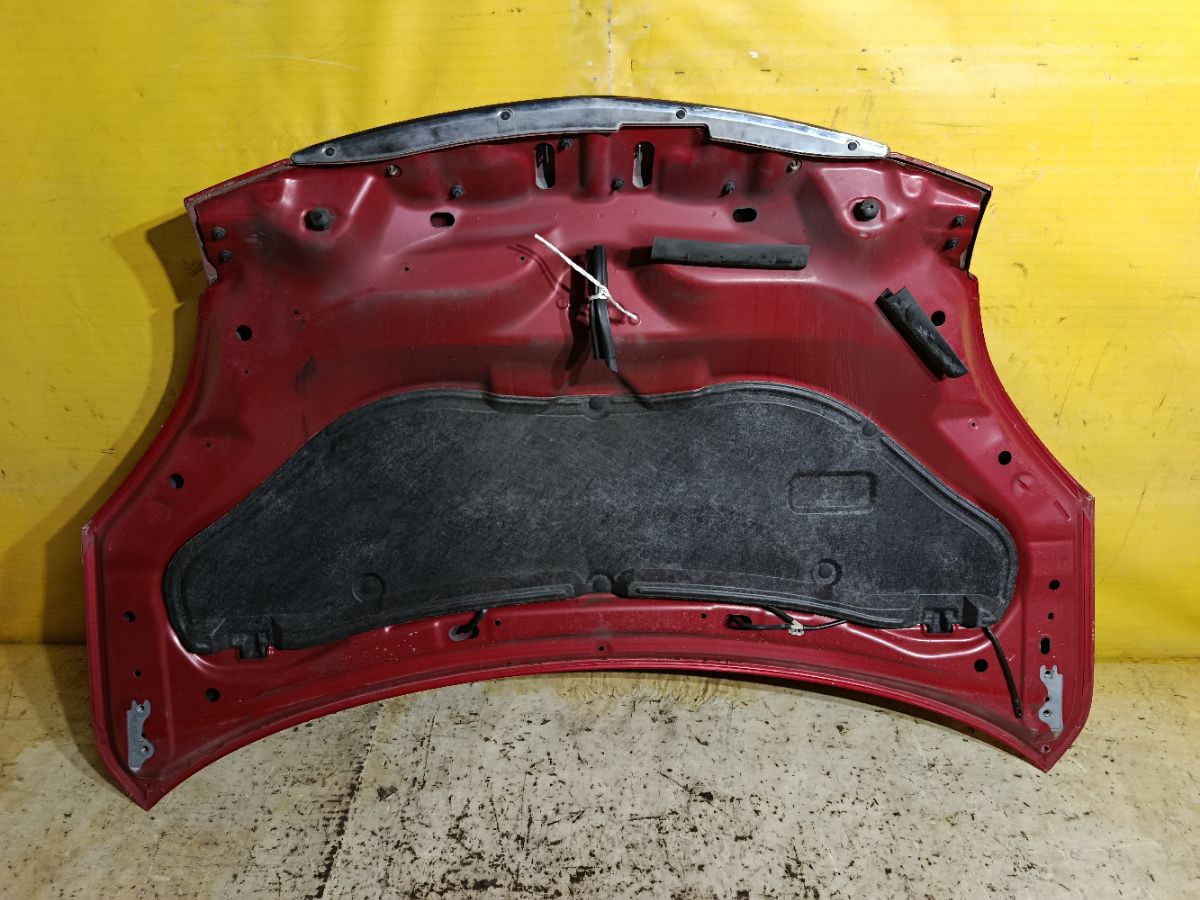 Капот на Mazda Verisa DC5W Фото 8