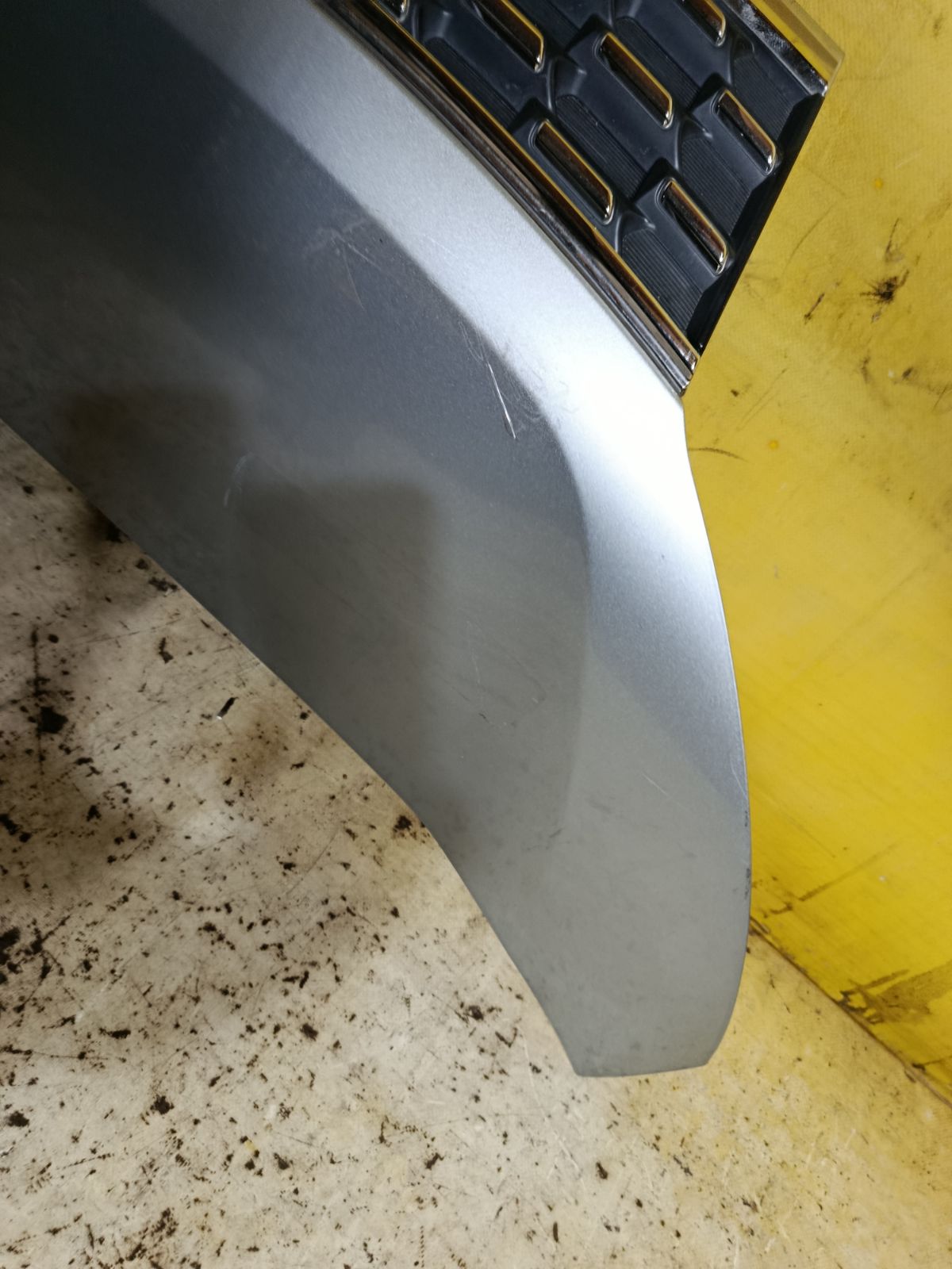 Капот на Daihatsu Move LA150S Фото 4