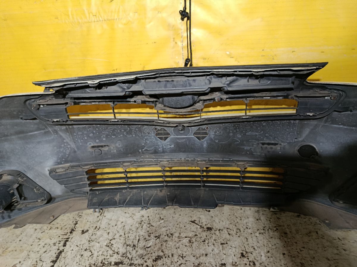 Бампер 52119-52690 на Toyota Ractis NCP120 Фото 11
