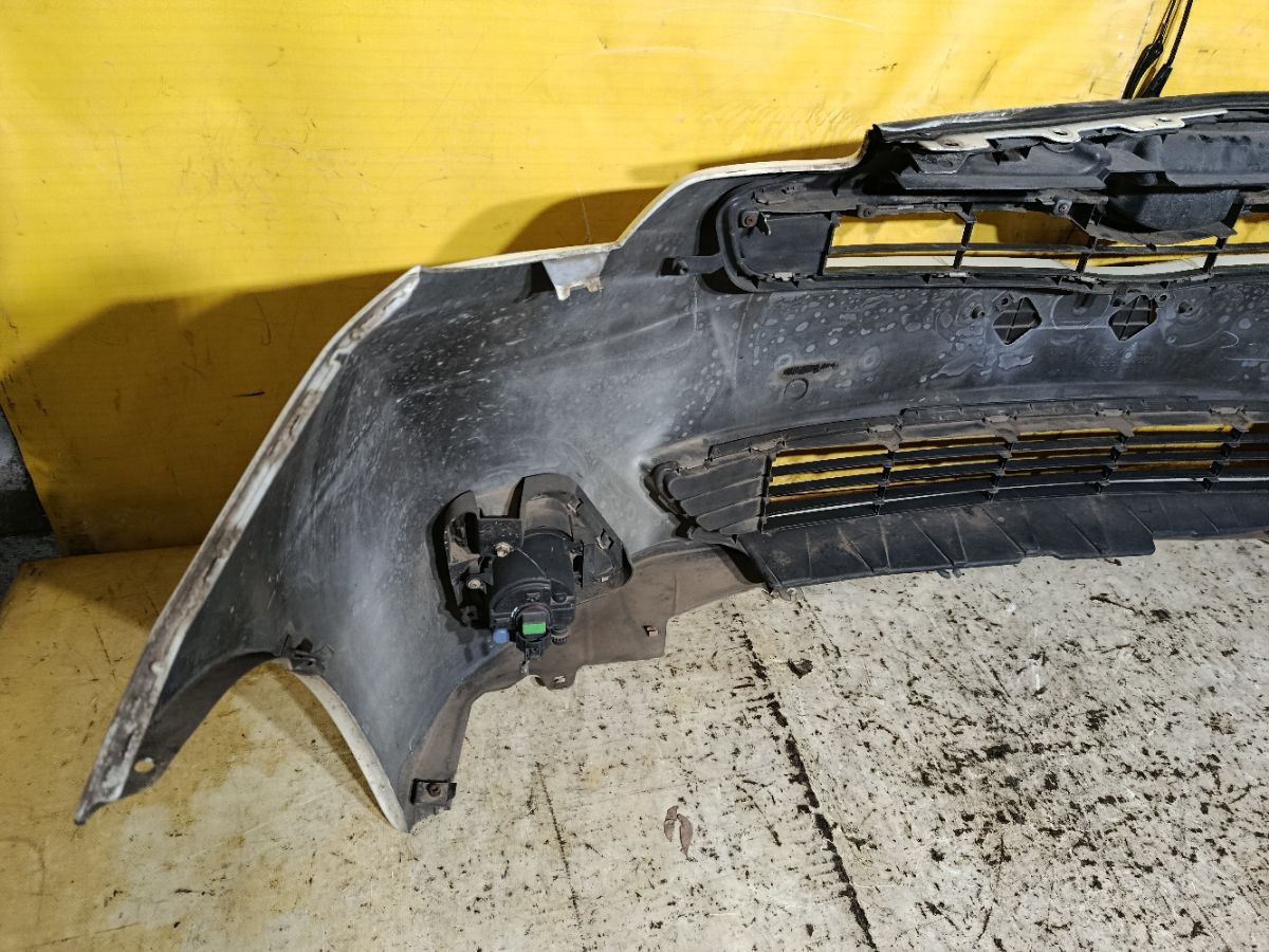 Бампер 52119-52690 на Toyota Ractis NCP120 Фото 14