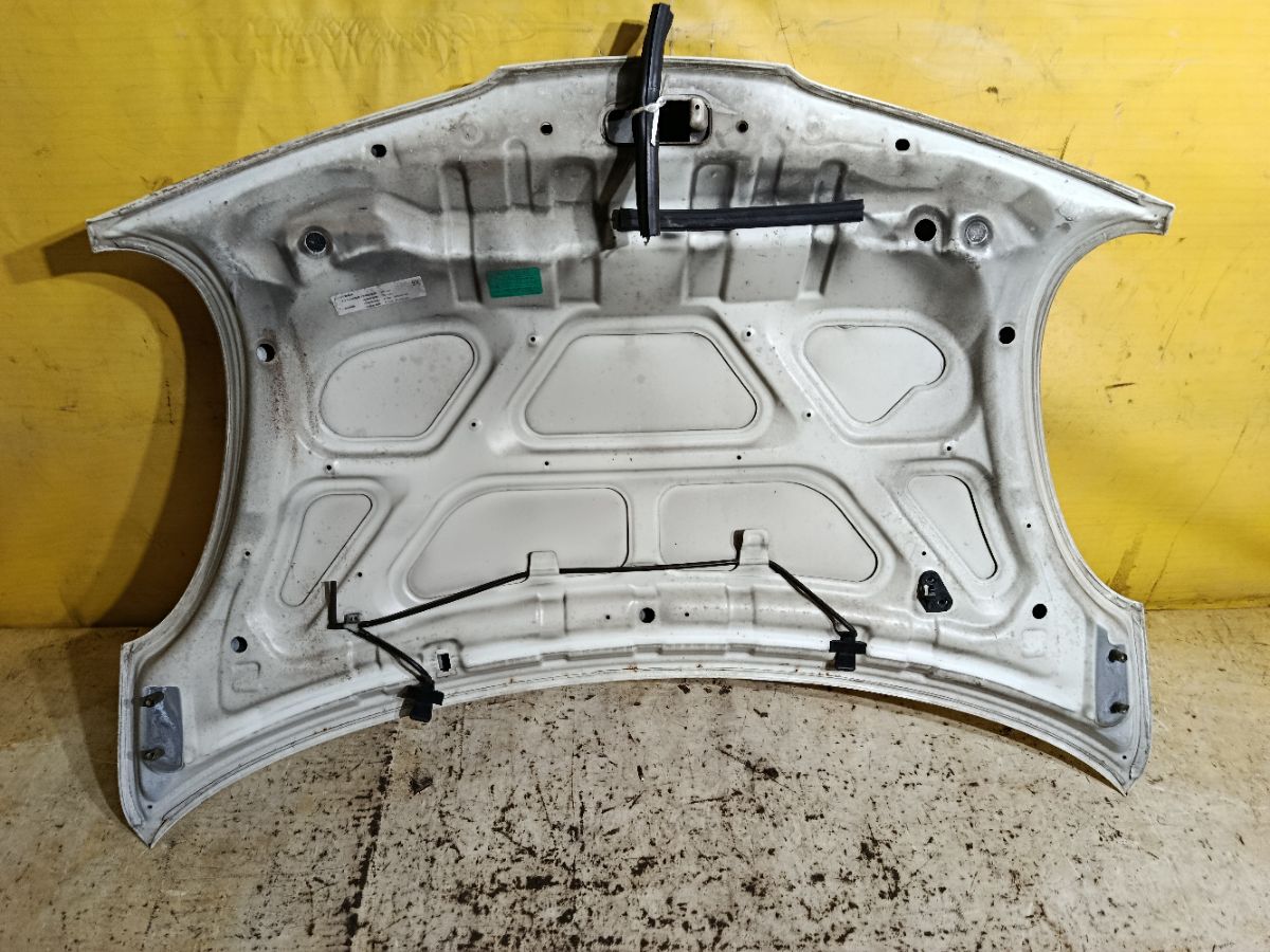 Капот 05032624, 12932101, 1609280, 1609280A1, 1610280A1, 191008, 27 07 03, 270703, 3328660, 6024000, 65100AX630, 6803001609280P, 8120062, 974700, 99B80, DS0113100, DS0113130, DS20083A, DS20083AV, DT48001500000, DT480150, F5100 AX0MM, F5100AX6MA, GD1110B, GD99B80, NI264011, NNMIC03330, NS99B80, PDS20083A, STDT480150 на Nissan March AK12 Фото 5