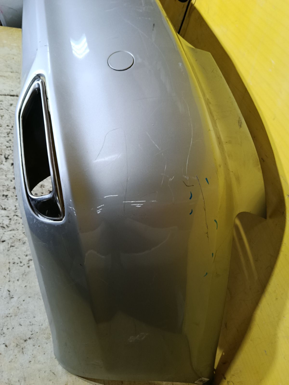 Бампер 52159-22700 на Toyota Mark X GRX120 Фото 4