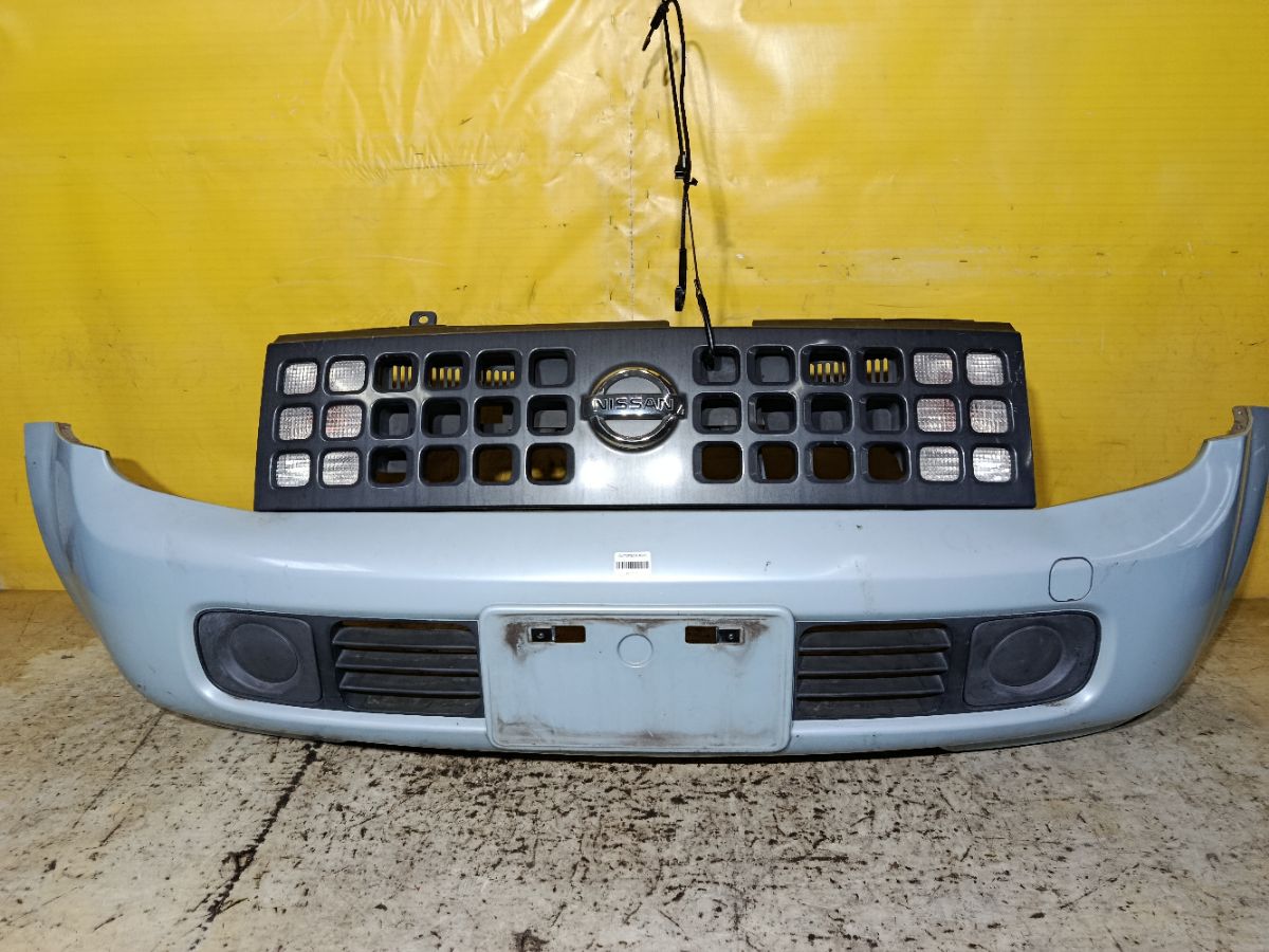 Бампер 62022-3U040 на Nissan Cube BZ11 Фото 1