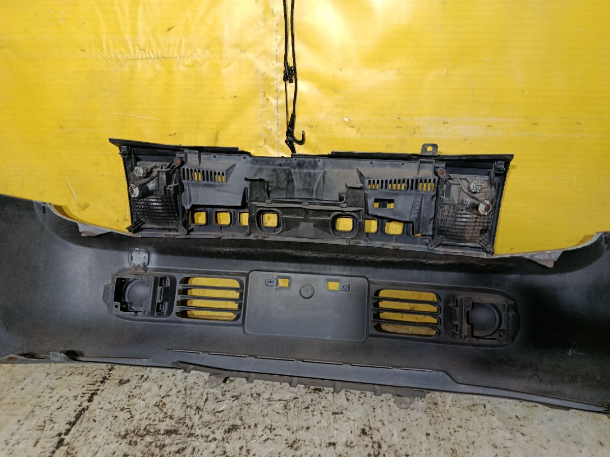 Бампер 62022-3U040 на Nissan Cube BZ11 Фото 9