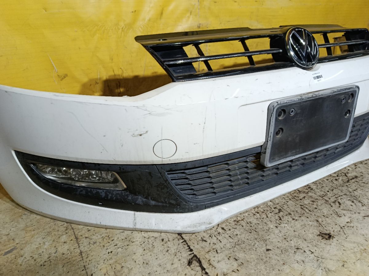 Бампер 6R0807221R на Volkswagen Polo 6R Фото 4