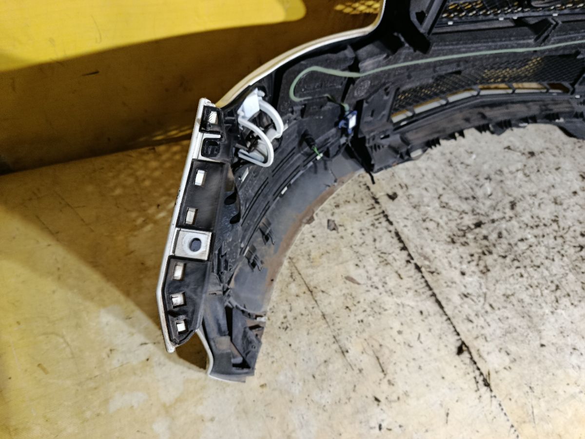 Бампер A17688518 на Mercedes-Benz A-Class W176.042 Фото 16