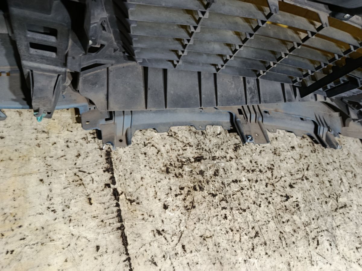 Бампер 1714 1714,71711-54M11 на Suzuki Solio MA15S Фото 11