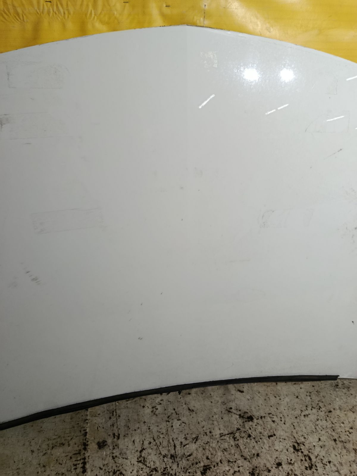 Капот на Mercedes-Benz A-Class W176.042 Фото 4