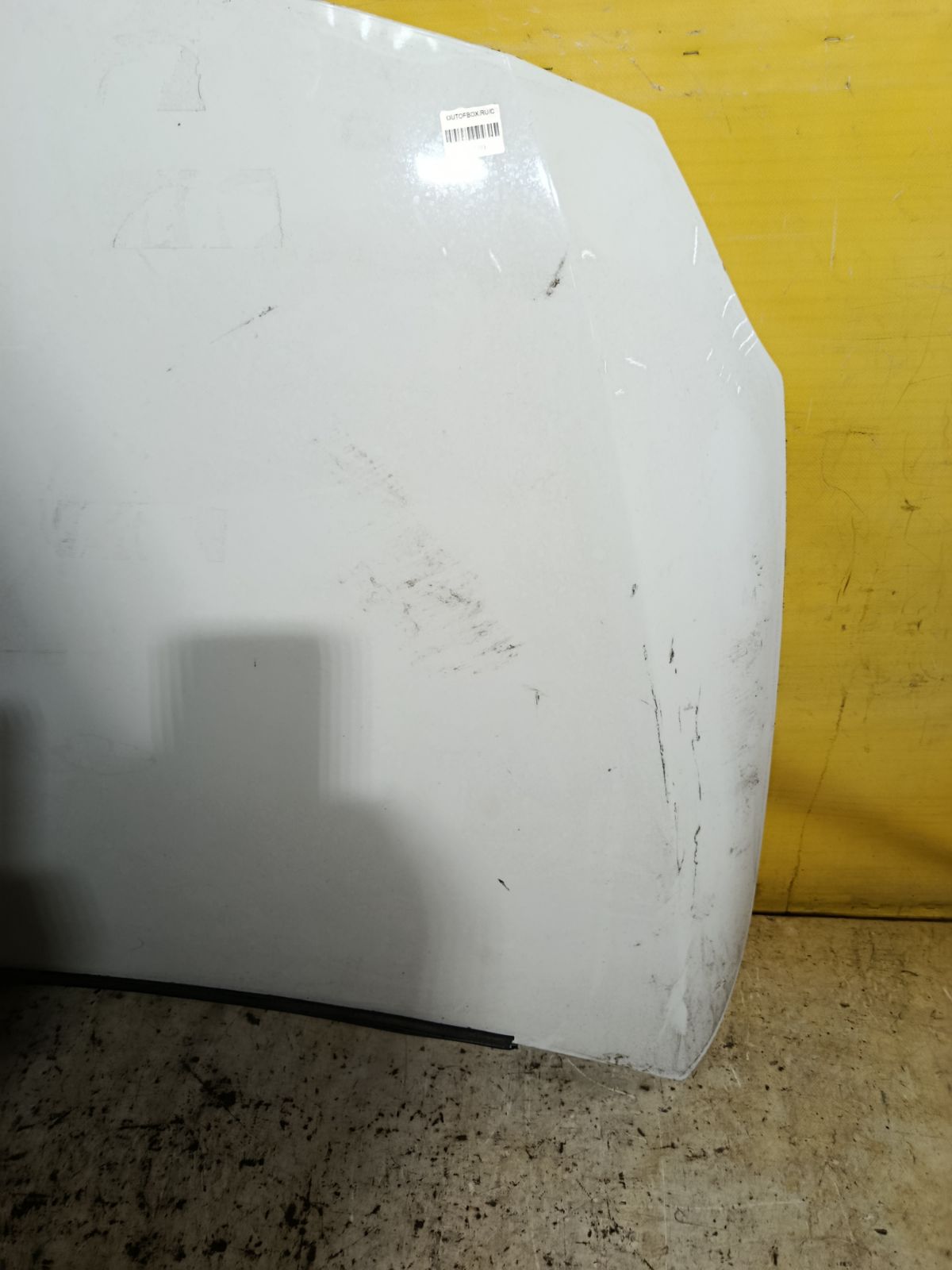 Капот на Mercedes-Benz A-Class W176.042 Фото 5