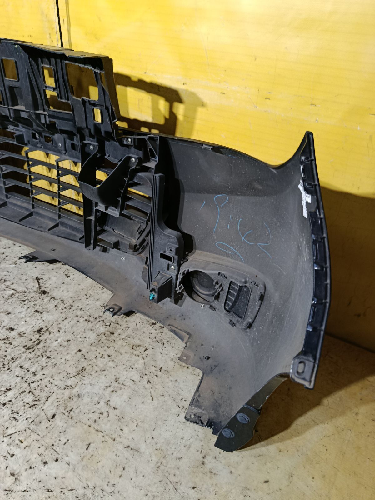 Бампер 71711-54M71 на Suzuki Solio MA15S Фото 11