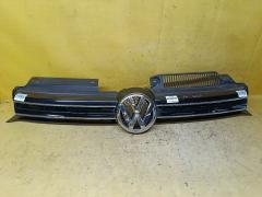 Решетка радиатора на Volkswagen Golf Vi 5K 1K9853651A