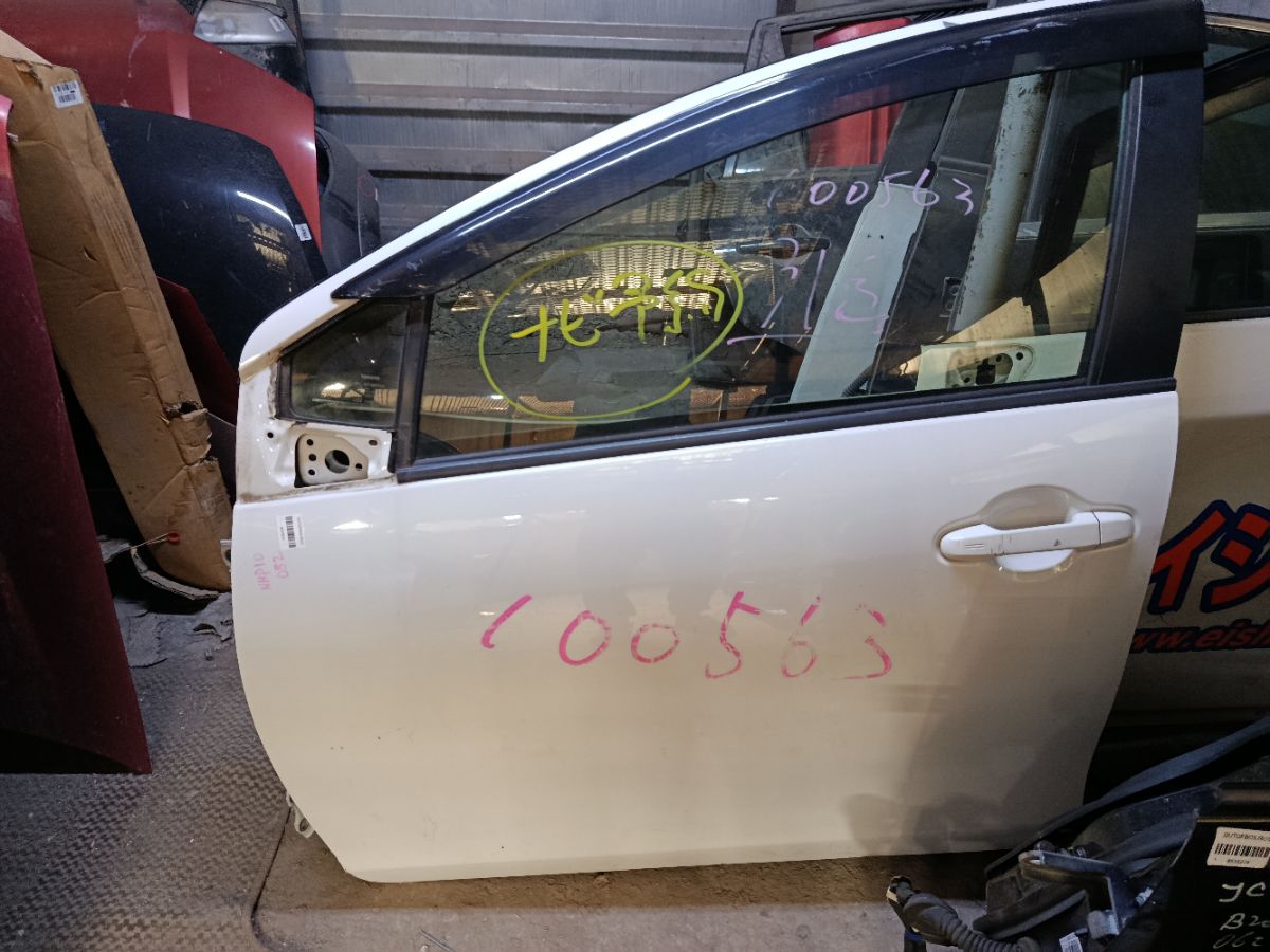 Дверь боковая на Toyota Aqua NHP10 Фото 5