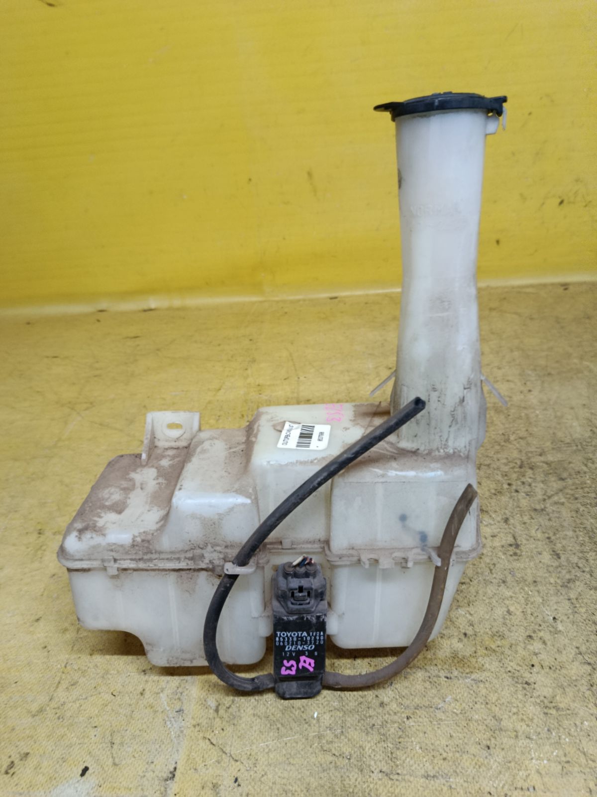 Бачок омывателя 85315-16070, 85315-16140, CL-5048C на Toyota Corsa EL53 Фото 2