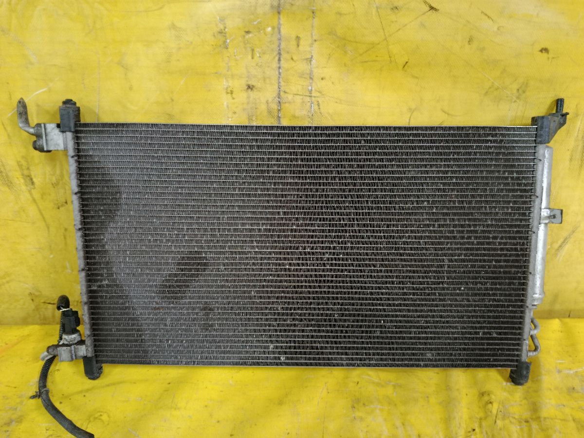 Радиатор кондиционера 92110 1U600, 92110 ED000, FX-267-3170, TD-267-3170 на Nissan Note E11 HR15DE Фото 2