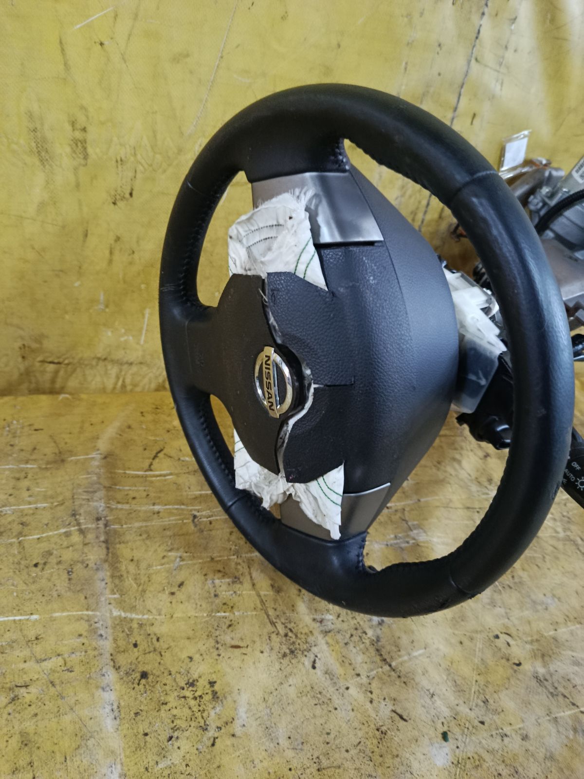 Рулевая колонка на Nissan Tiida Latio SC11 Фото 3